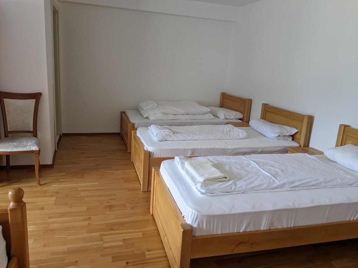 Apartments & Restaurant Abas Plav Kültér fotó
